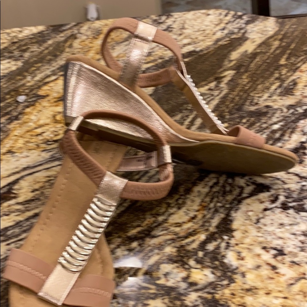 Sandals - Picture 2 of 2
